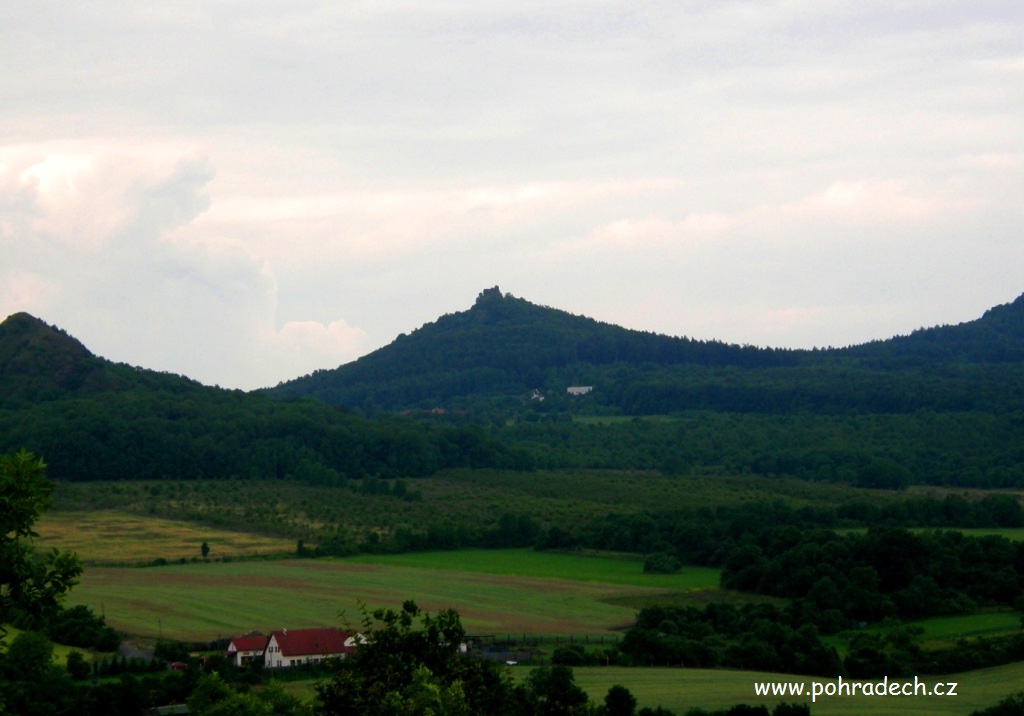 l Hrádek_Oltařík ze Skalky P7056084