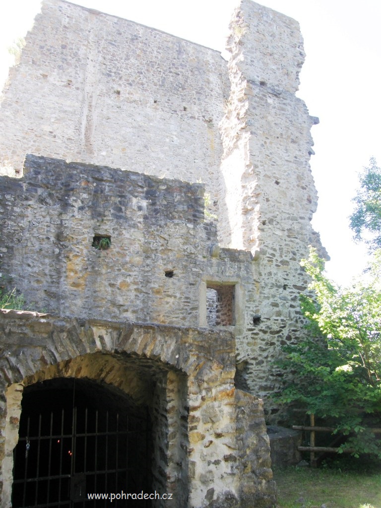 v3 Starý palác - donjon